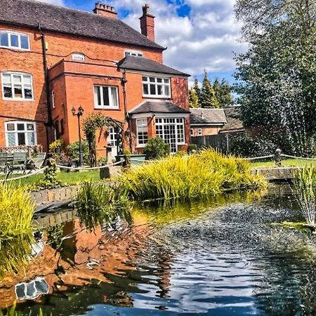 The Manor Guest House Cheadle  Buitenkant foto