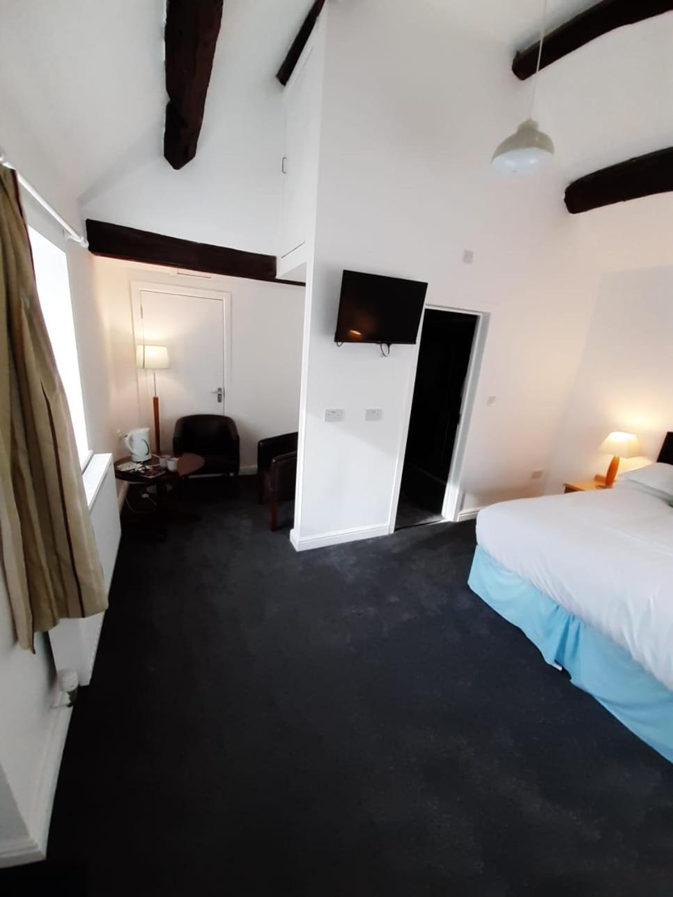 The Manor Guest House Cheadle  Kamer foto